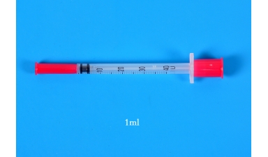 Sterile insulin syringes for single use