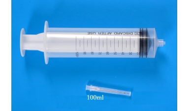 Sterile syringes for single use